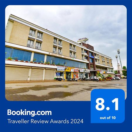 Fabhotel Prime Grand Unity, Changodar Ahmadábád Kültér fotó