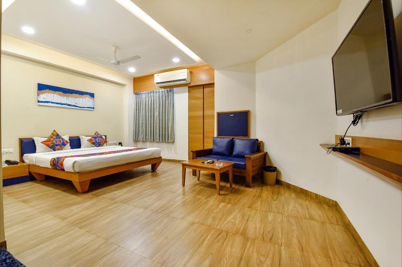 Fabhotel Prime Grand Unity, Changodar Ahmadábád Kültér fotó